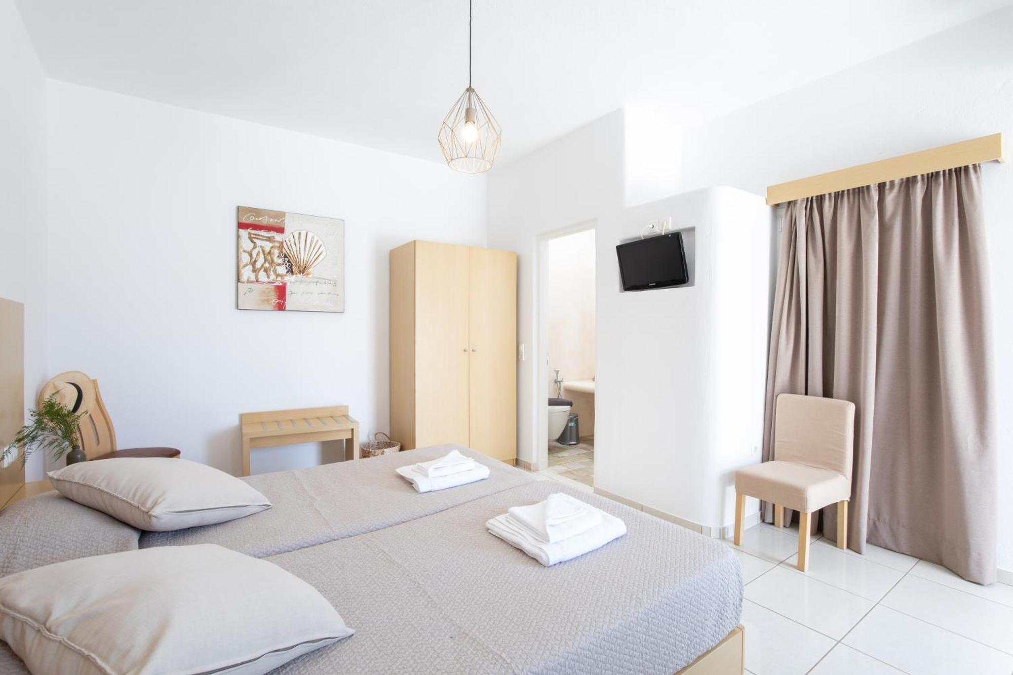 Agia Anna Beachfront Boutique 3*