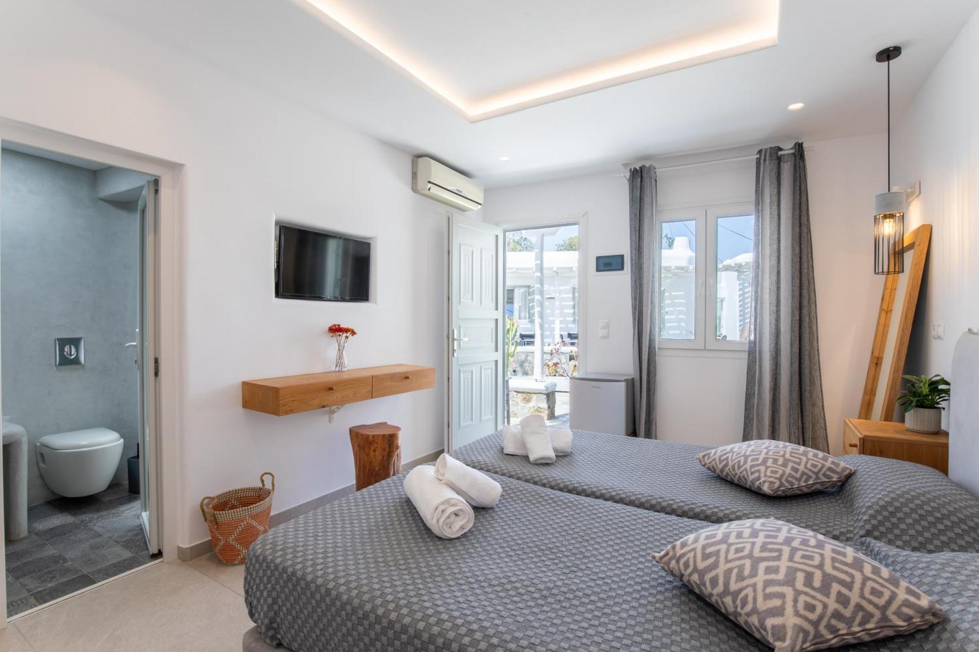 Agia Anna Beachfront Boutique Hotel